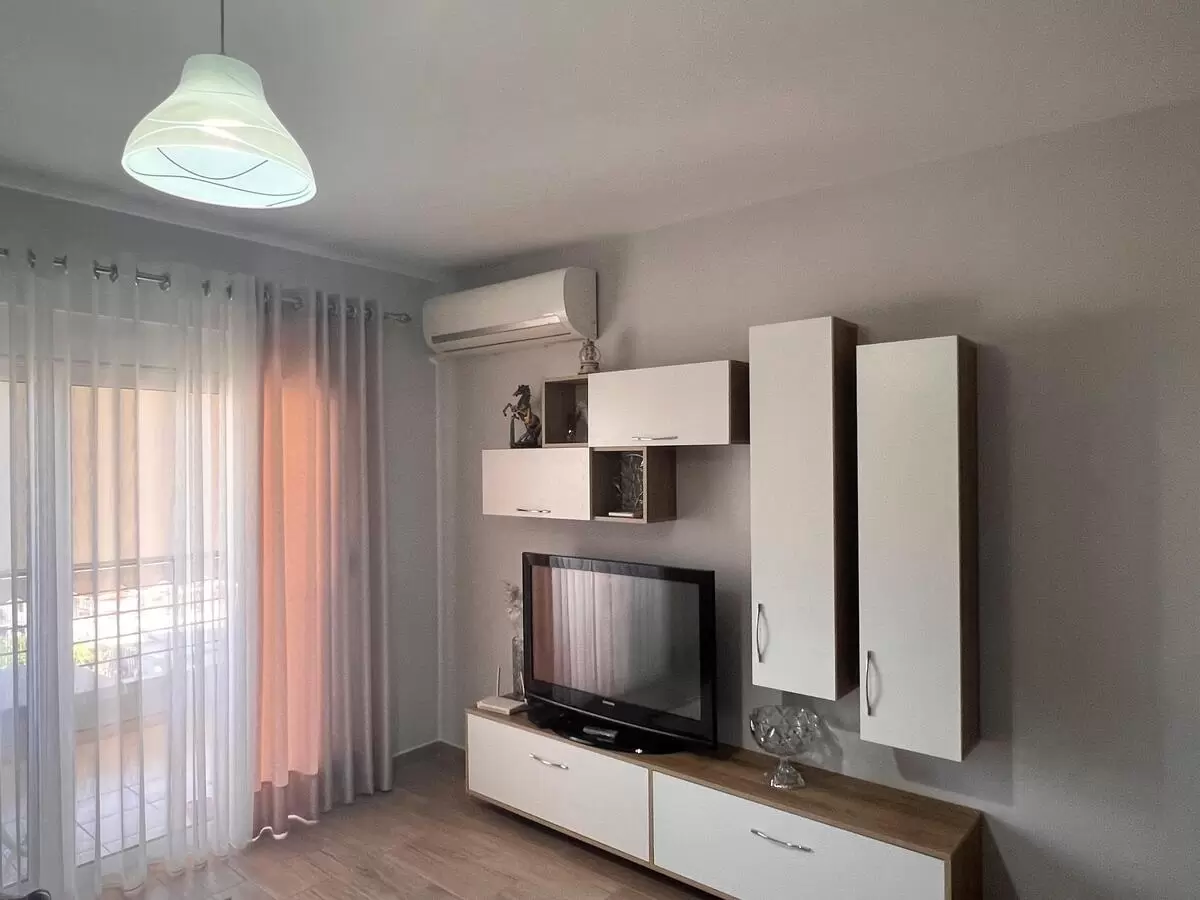 Fully Furnished 2+1 Apartment for sale in Saranda with Stunning Sea Views.