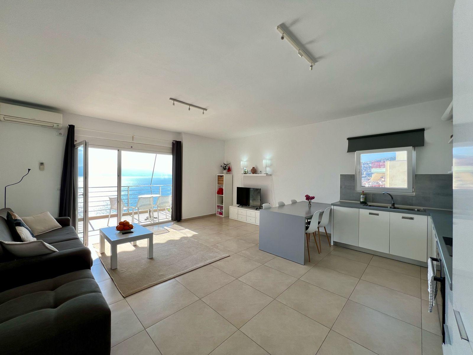 Luxury 1+1 Apartment for Sale in Saranda – Stunning 360° Sea View