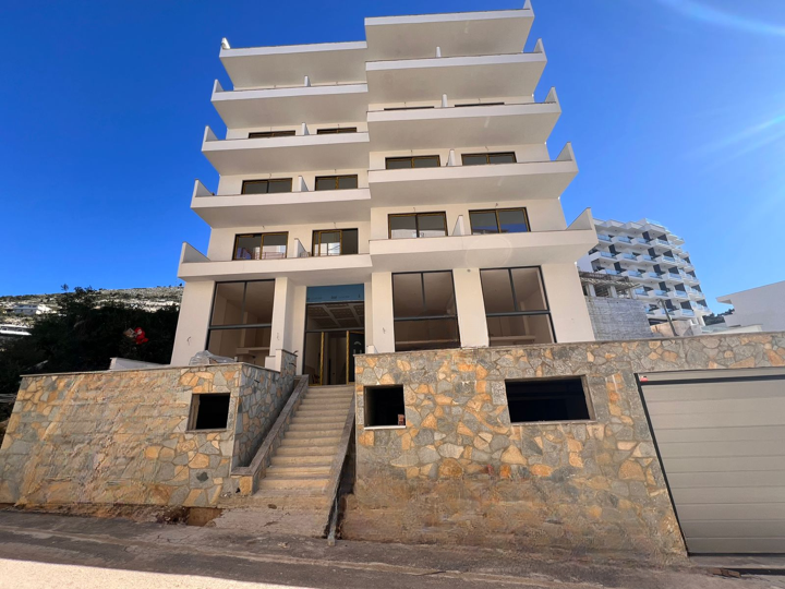 Apartment (2+1) For Sale In Saranda, Last Floor With A Full View Of The Sea